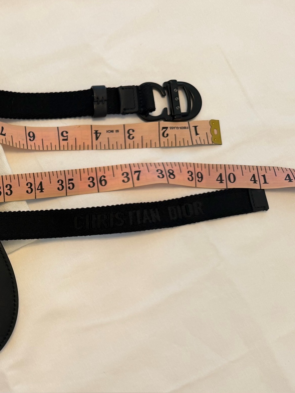 Dior Ultra matte Black clad skin Saddle Belt Bag with 'D' Charm - Picture 7 of 8
